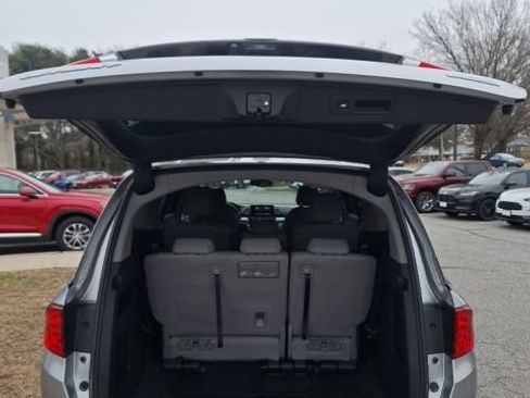 Used 2022 Honda Odyssey Touring image 4