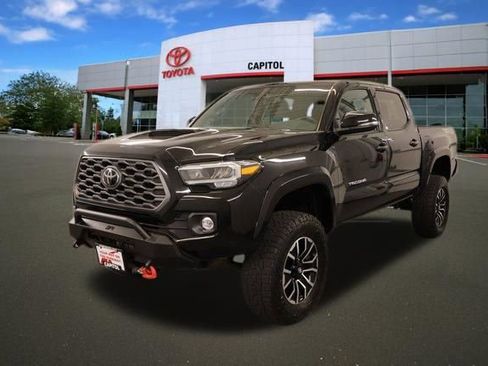 Used 2023 Toyota Tacoma TRD Sport AWD/4WD image 5