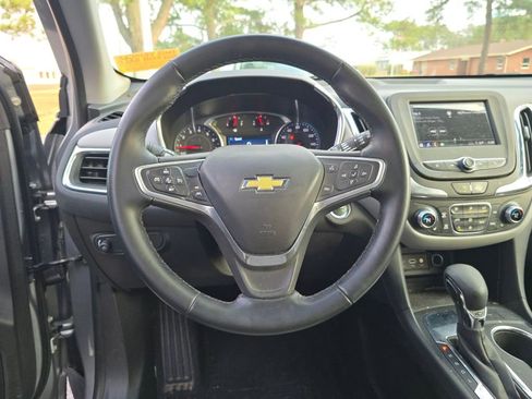 Used 2023 Chevrolet Equinox LT image 15