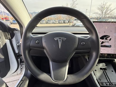 Used 2020 Tesla Model 3 Long Range image 13