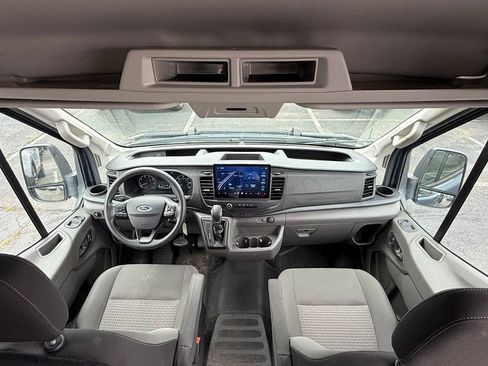 Used 2024 Ford Transit 250 148 Medium Roof Extended AWD w/ Load Area Protection Package image 17