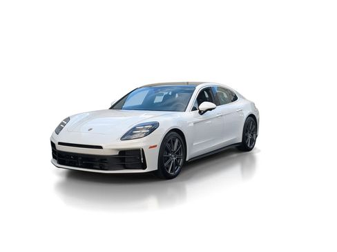 Used 2025 Porsche Panamera image 4
