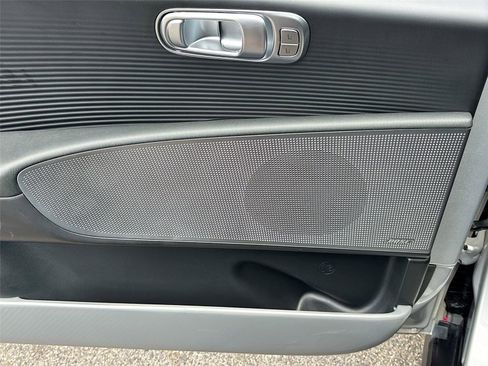 Used 2023 Hyundai Ioniq 6 Limited RWD image 19