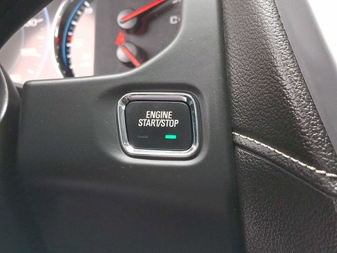 Certified 2023 GMC Acadia SLT w/ Technology Package AWD/4WD image 26