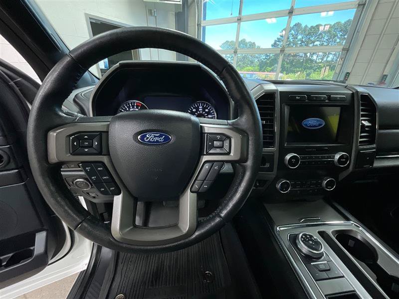 Used 2020 Ford Expedition XLT w/ Equipment Group 202A RWD image 15