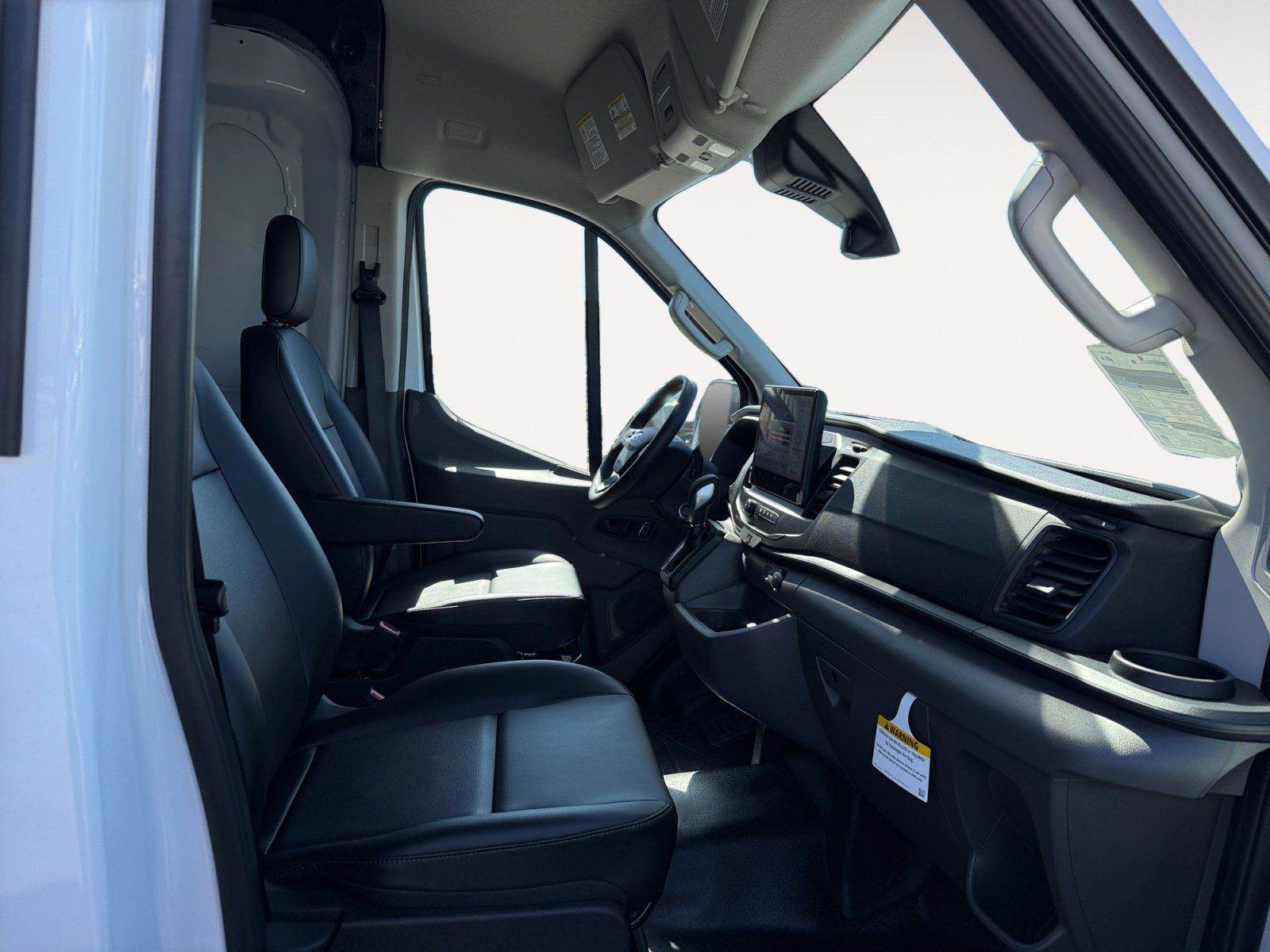 New 2026 Ford Transit 250 148 Medium Roof RWD image 17
