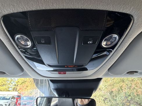 Used 2025 Kia Seltos S image 29