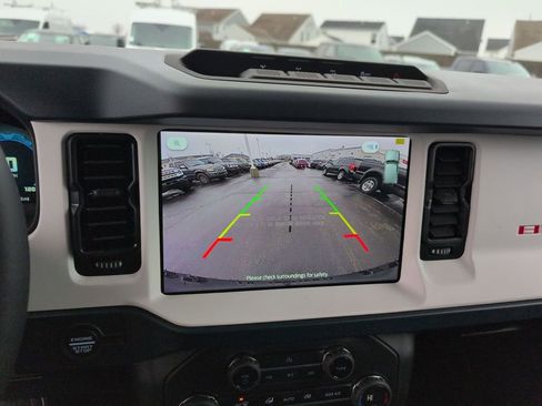 New 2026 Ford Bronco Heritage Edition image 3