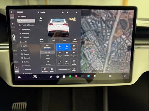 Used 2022 Tesla Model X Plaid AWD/4WD image 35
