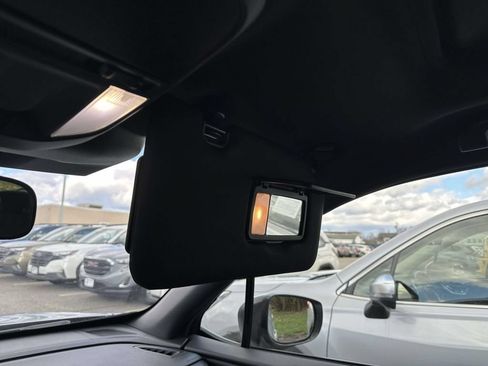 Certified 2025 Subaru Forester Premium AWD/4WD image 16