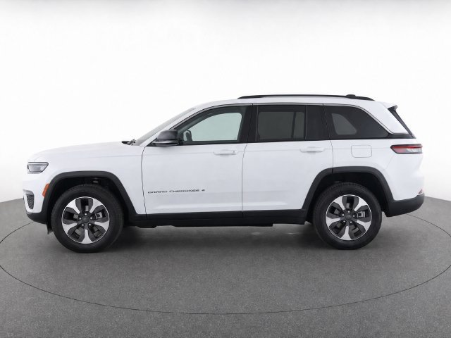 Used 2024 Jeep Grand Cherokee Limited 4xe AWD/4WD image 7