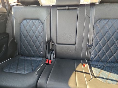 Used 2024 Volkswagen Atlas Cross Sport SEL Premium R-Line image 9