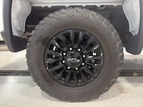 Used 2024 Chevrolet Silverado 2500 W/T image 17