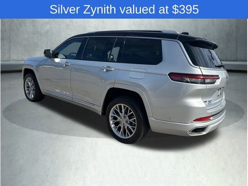 Used 2022 Jeep Grand Cherokee L Summit w/ Luxury Tech Group V image 3