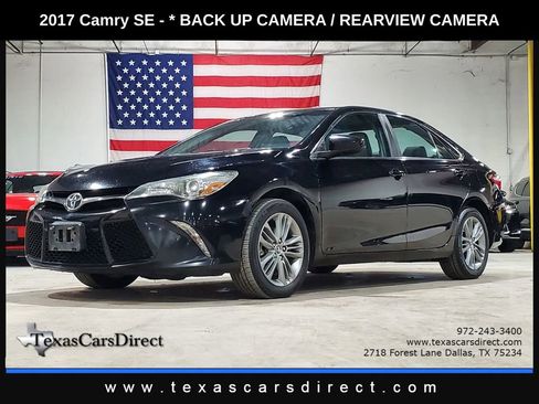 Used 2017 Toyota Camry SE FWD image 1
