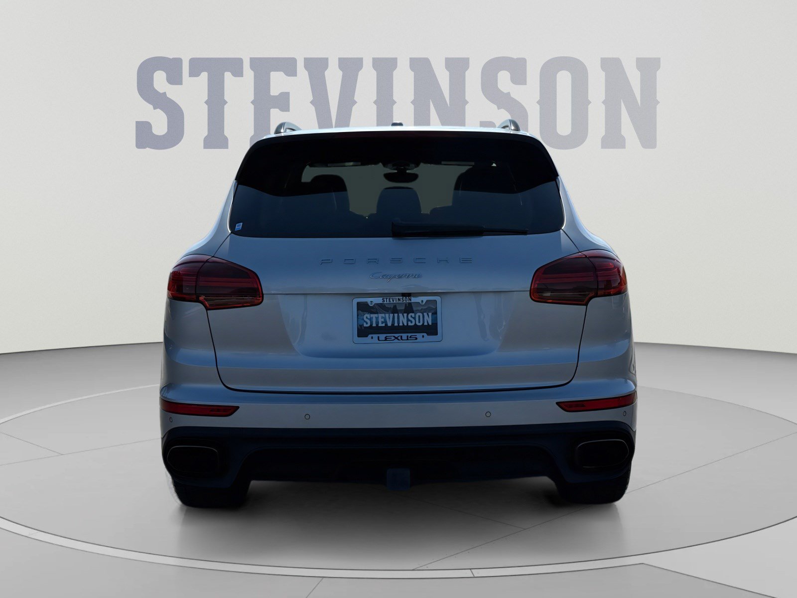 Used 2016 Porsche Cayenne AWD/4WD image 4