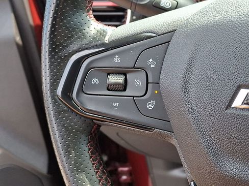 Used 2024 Chevrolet Trax RS w/ Driver Confidence Package image 21