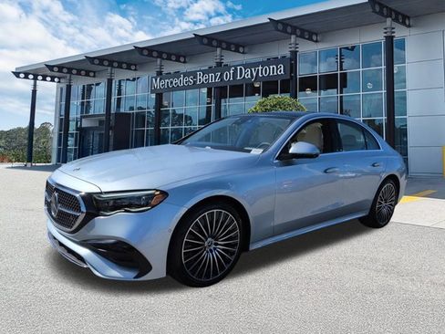 New 2026 Mercedes-Benz E 350 4MATIC Sedan image 8