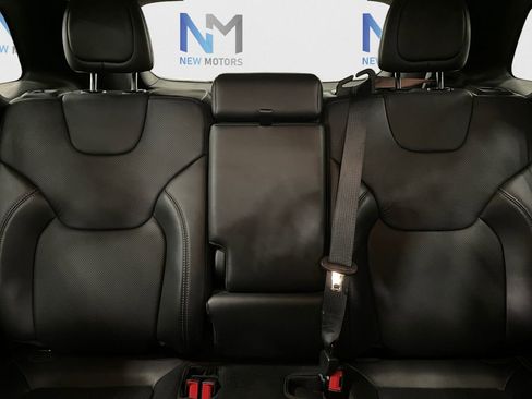 Used 2020 Jeep Cherokee Latitude Lux w/ Quick Order Package 26H Lux image 13