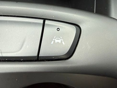 Used 2024 Chevrolet Trax LS w/ LS Convenience Package image 25