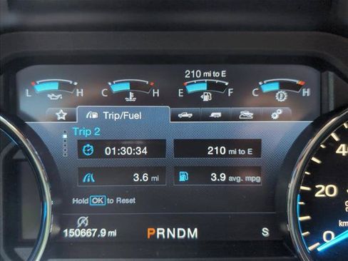 Used 2017 Ford F150 Platinum w/ Equipment Group 701A Luxury AWD/4WD image 10