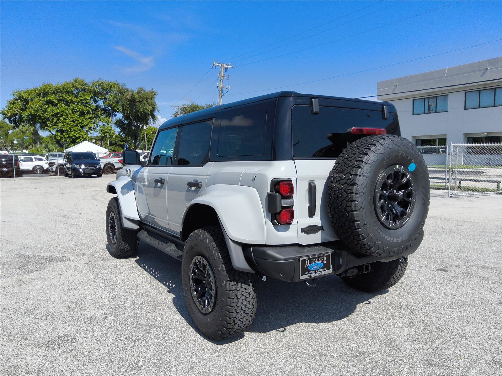 New 2026 Ford Bronco Raptor AWD/4WD image 3