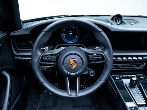 Used 2022 Porsche 911 Carrera GTS RWD image 21