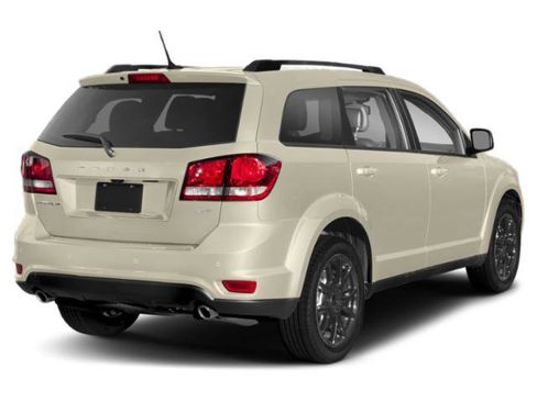 Used 2019 Dodge Journey GT w/ Mopar Chrome Appearance Group image 2