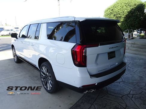 New 2026 GMC Yukon XL Denali Ultimate AWD/4WD image 6