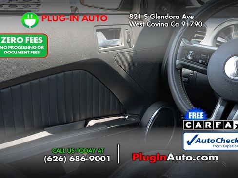 Used 2011 Ford Mustang Shelby GT500 RWD image 15
