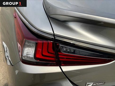 Certified 2021 Lexus ES 350 F Sport w/ Accessory Package FWD image 29