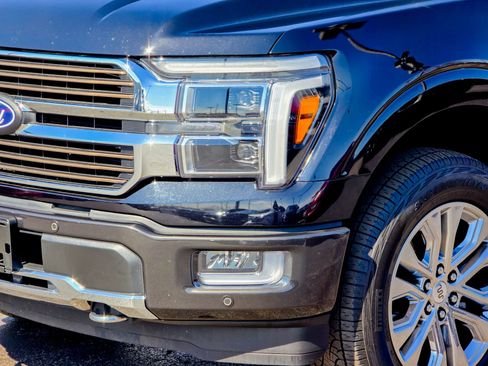 Used 2024 Ford F150 King Ranch w/ FX4 Off-Road Package image 13