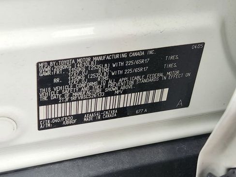 Used 2025 Toyota RAV4 LE image 34