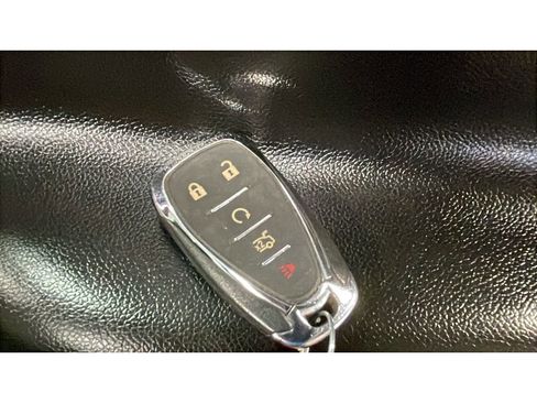 Used 2016 Chevrolet Malibu Premier w/ Driver Confidence Package II image 19