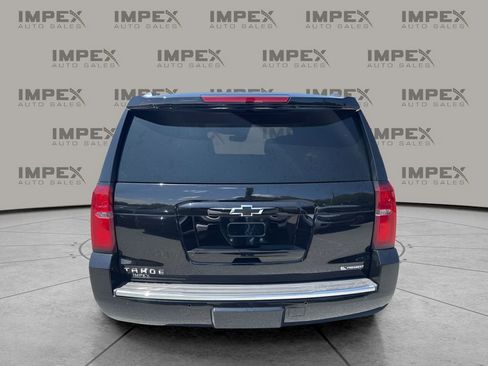 Used 2018 Chevrolet Tahoe Premier AWD/4WD image 4