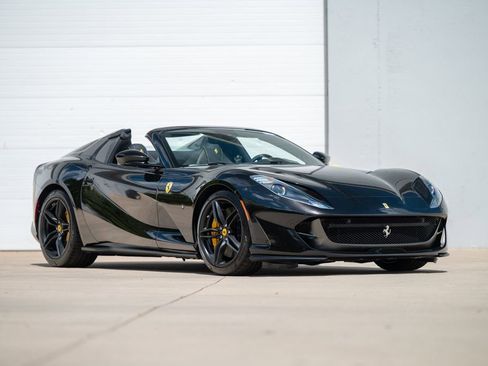 Used 2022 Ferrari 812 GTS RWD image 68