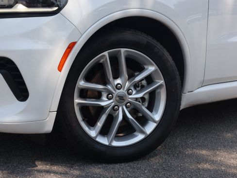 Used 2024 Dodge Durango GT RWD image 30