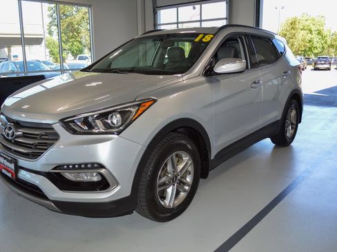 Used 2018 Hyundai Santa Fe Sport AWD/4WD image 1