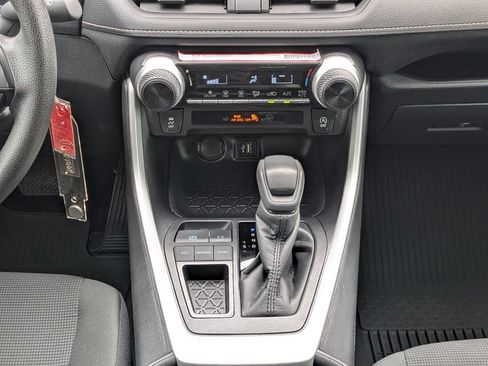 Certified 2025 Toyota RAV4 LE FWD image 19