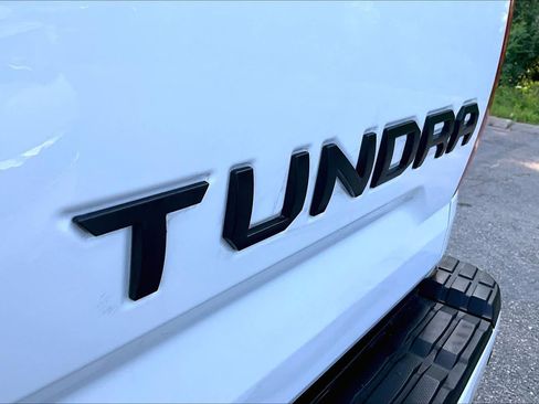 Certified 2020 Toyota Tundra SR5 w/ TRD Off-Road Package AWD/4WD image 10