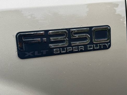 Used 2000 Ford F350 XLT image 42