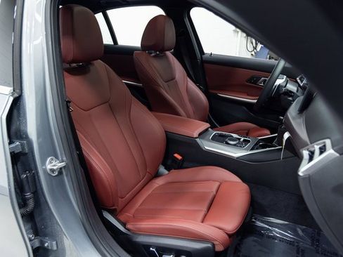 Certified 2025 BMW 330i xDrive Sedan w/ Premium Package image 25