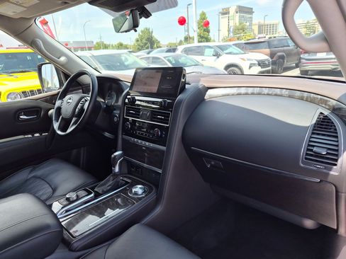 Certified 2023 Nissan Armada Platinum w/ Captain's Chairs Package AWD/4WD image 33