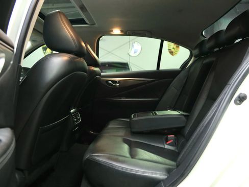 Used 2017 INFINITI Q50 2.0t w/ Moonroof Package image 27