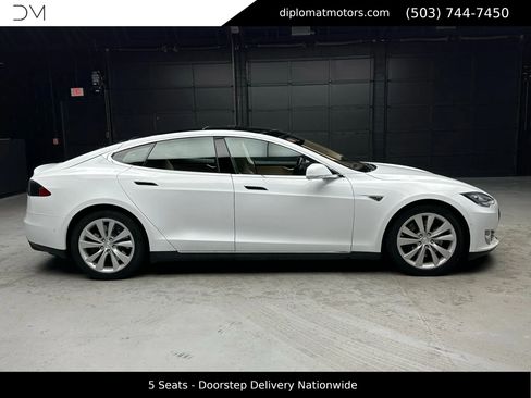 Used 2015 Tesla Model S P85D image 8