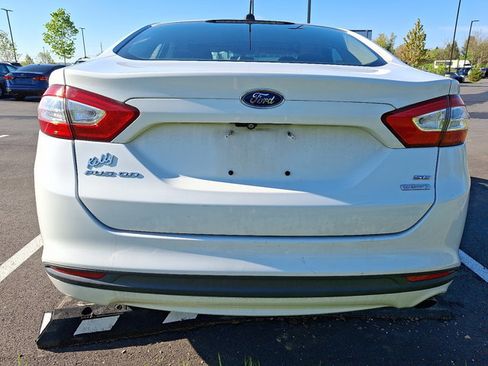 Used 2014 Ford Fusion SE FWD image 5