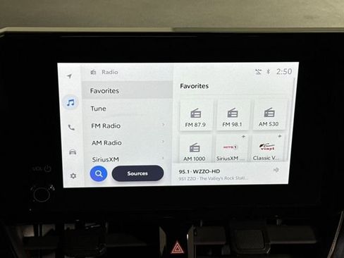 Used 2024 Toyota Corolla SE image 21