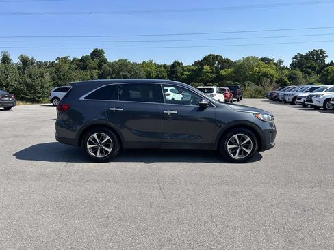 Used 2020 Kia Sorento FWD V6 image 4