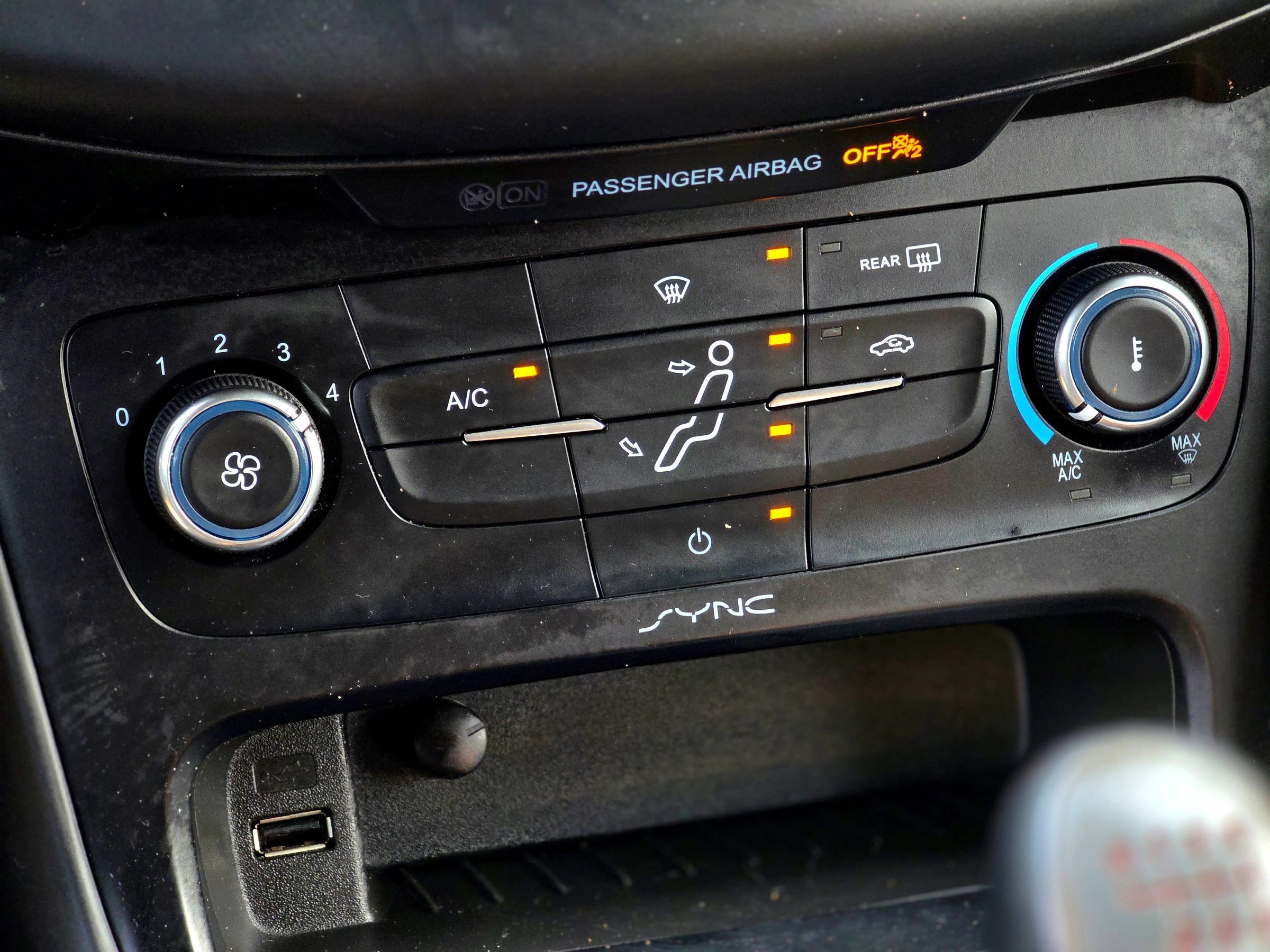 Used 2016 Ford Focus ST FWD image 21