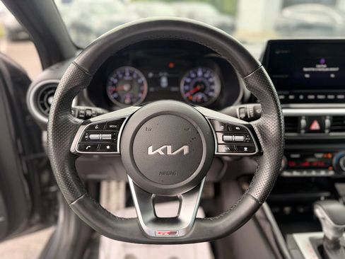 Used 2022 Kia Forte GT-Line w/ GT-Line Premium Package FWD image 16